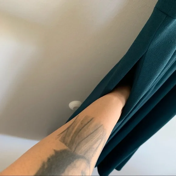 Dress the Population Alina dress in Pine green Size Small